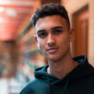 Baby-sitter débutant mais adoré des enfants ! 