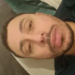 Je cherche un professeur matière maths français