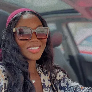 baby-sitter sérieuse_experince soin et nuit 