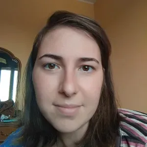 Sono una babysitter esperta di 38 anni