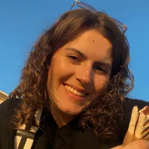 Baby-sitter souriante et motivée !