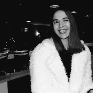 Cuidadora de idosos em Famalicão/Santo Tirso/Guimarães 