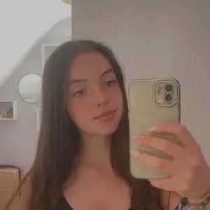 Je propose du baby-sitting sur jugon/lamballe ! 