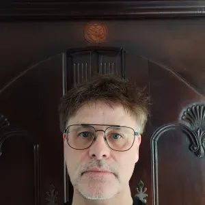 Auxiliaire de vie privé, France, Suisse  Luxembourg 