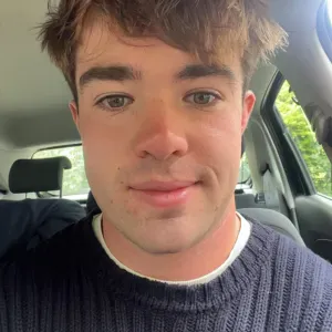 Native english speaker available to teach all levels in Nice