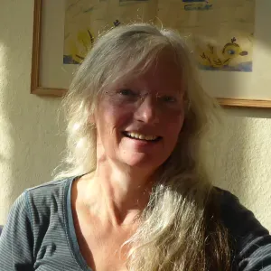 Liebevolle Kinderbetreuung in kleiner Gruppe