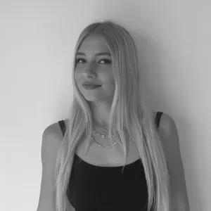 Aide à domicile bienveillante pour vos proches