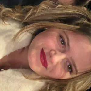 Baby-sitter passionnée par son métier 