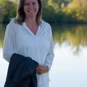 Employée famillial Niveau 1 depuis 20ans