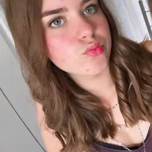 Baby-sitter étudiante à Toulouse 