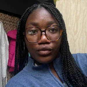 Baby-sitter expérimentée à Bruxelles et Charleroi.