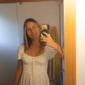 Baby-sitter expérimenté à Agde 