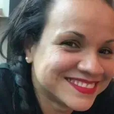 Trabalho com limpezas, babá e etc..Sou pontual e organizada.