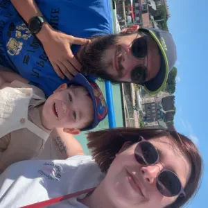 Je cherche une baby-sitter 