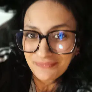 Addetta ai servizi igiene e pulizia 