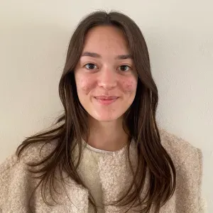 Baby-sitting - Disponible pour garder vos enfants !