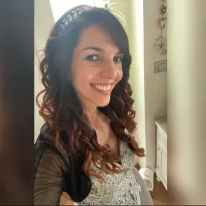 Federica B. 35 anni addetta pulizie