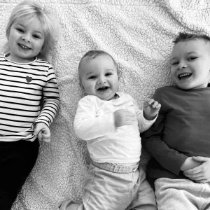 Je recherche une baby-sitter 