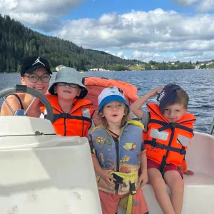 Recherche assiznte maternelle ou à domicile 