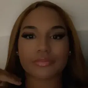 Femme de ménage disponible dans toutes l'Île de France 