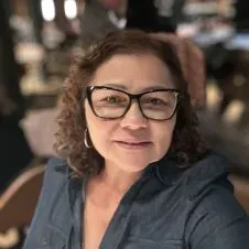 Governança com Experiência e Referências. 