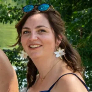 Je recherche une baby sitter