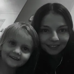 Je recherche une baby sitter