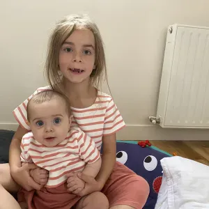 Recherche Baby-sitter à Royan, 10h 20€/h