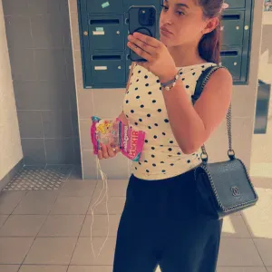 Baby-sitter située à compiegne 