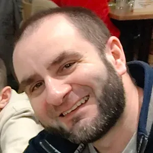 Je recherche une personne pour mon ménage. 