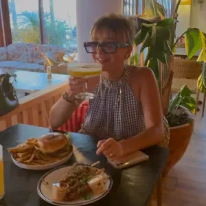 Baby-sitter de 18 ans avec une expérience de 1 ans