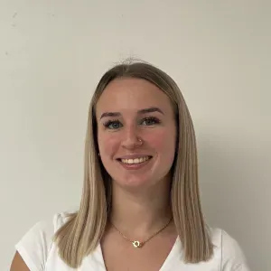 Enola, baby-sitter de confiance sur Grenoble et alentours