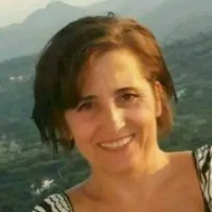 Cerco lavoro pulizie domestiche-stiro.