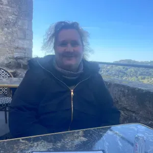 Aide au quotidien : ménage, repas, courses et linge 
