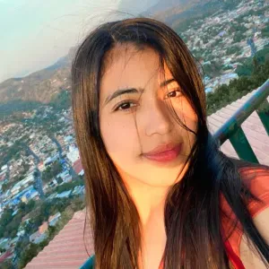 Cuidadora joveen en extremadura