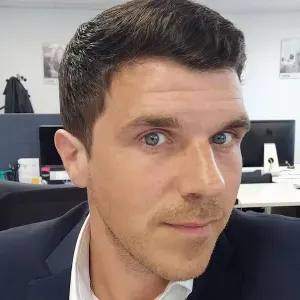 Recherche Nounou temps plein Paris 15