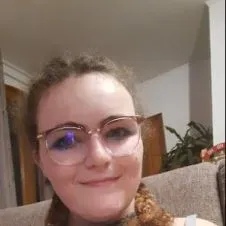 à la recherche d'un petit boulot pour m'occuper d'enfants 