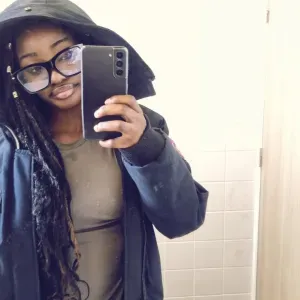 Baby-sitting enfant et animaux de Maeva 