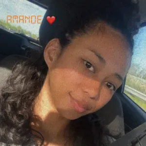 Baby sitter ayant un enfant de 6 ans