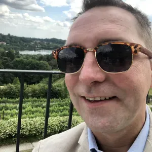 PULIZIE APPARTAMENO giorno e orario da concordare