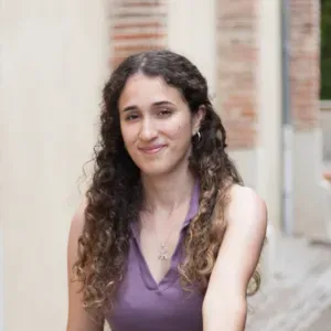 amoureuse des animaux et gardienne 