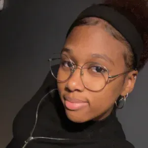 Baby-sitter expérimentée à etampes 