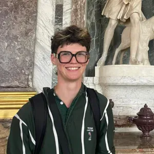 Etudiant propose aide aux devoirs 