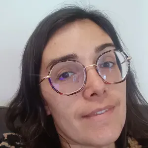 Aide à domicile et dame de compagnie