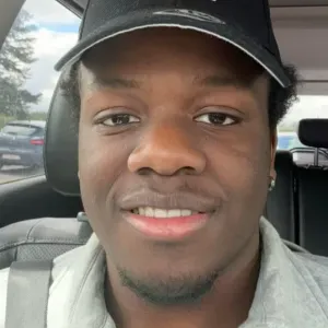 Baby-sitter expérimentée à Bruxelles 