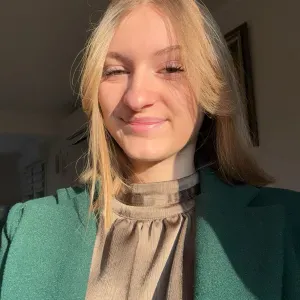 Baby-sitter aux alentours de dunkerque 