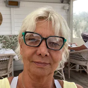 Pet sitter sur levallois Ayant vecu avec chiens et chat 😻