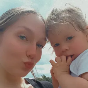 Garde d'enfants, services de ménages etc