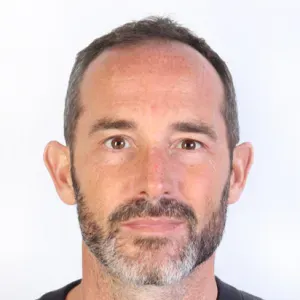 Precisa-se de faxineira para Quarteira /cleaner in Quarteira
