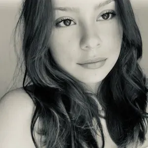 Canguro en Vitoria estudiando educación infantil 